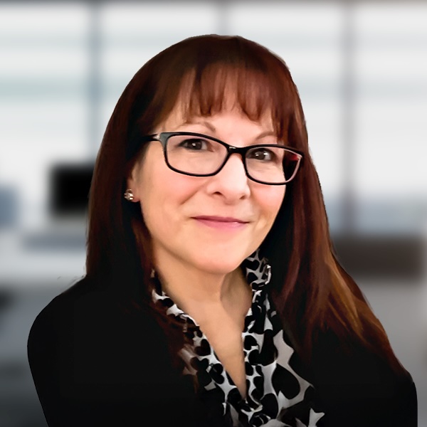 Lisa Guttman Headshot Option 1